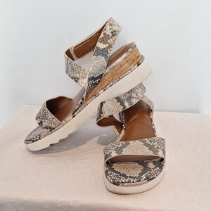 Franco Sarto Snakeskin Print Wedge Sandals Size 8M